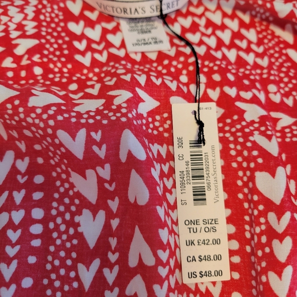 Victori's Secret Kimono Cover Up - Picture 5 of 8